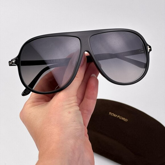 Tom Ford SPENCER Sunglasses – Black Frame Gradient Lenses | Model FT0998/S 01B - Picture 1 of 9